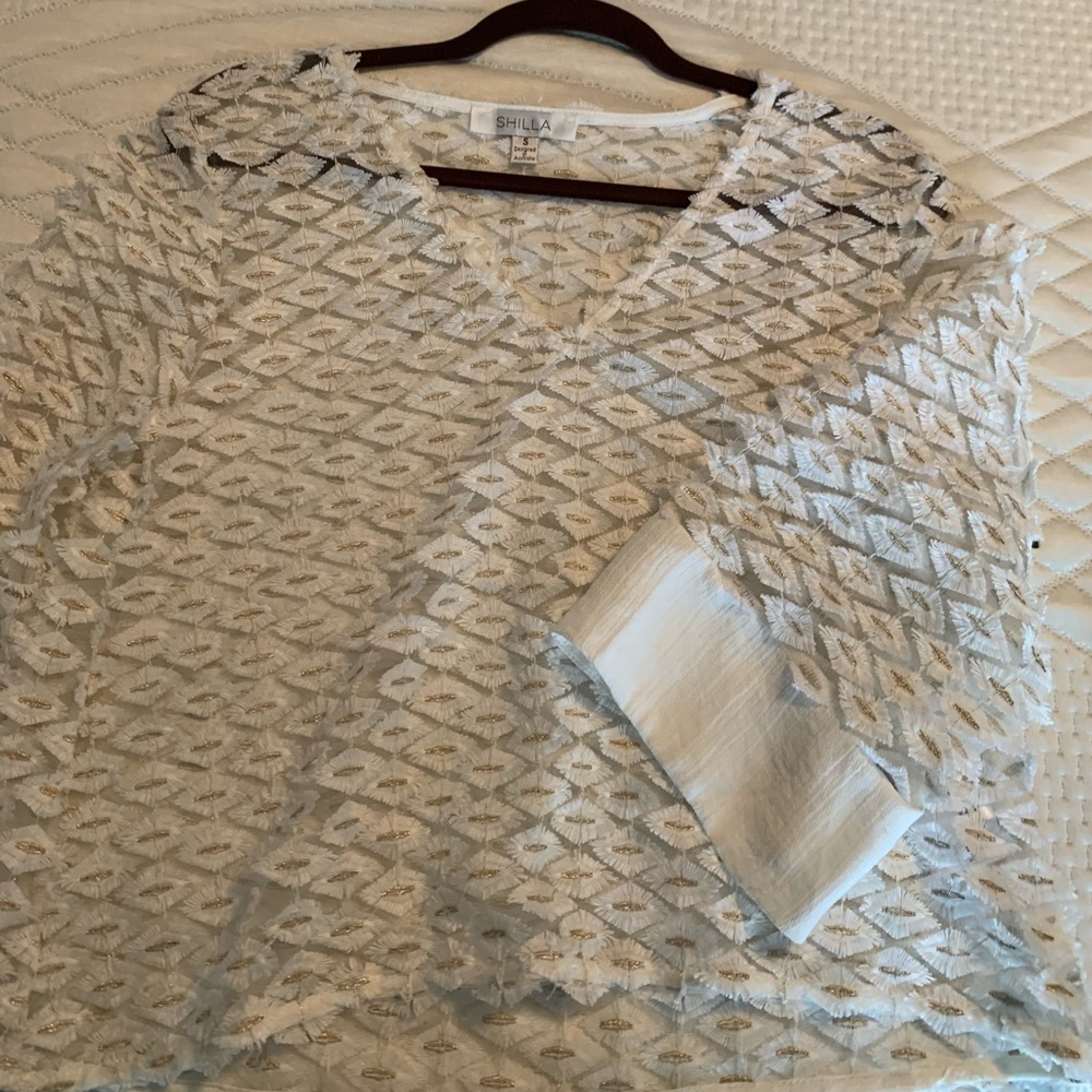 Shilla flowy cropped blouse